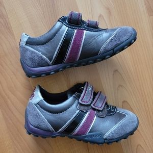 GEOX Respira Sport Girls US 10.5 EUR 28 Sneakers Gray Pink Suede Leather Shoes.